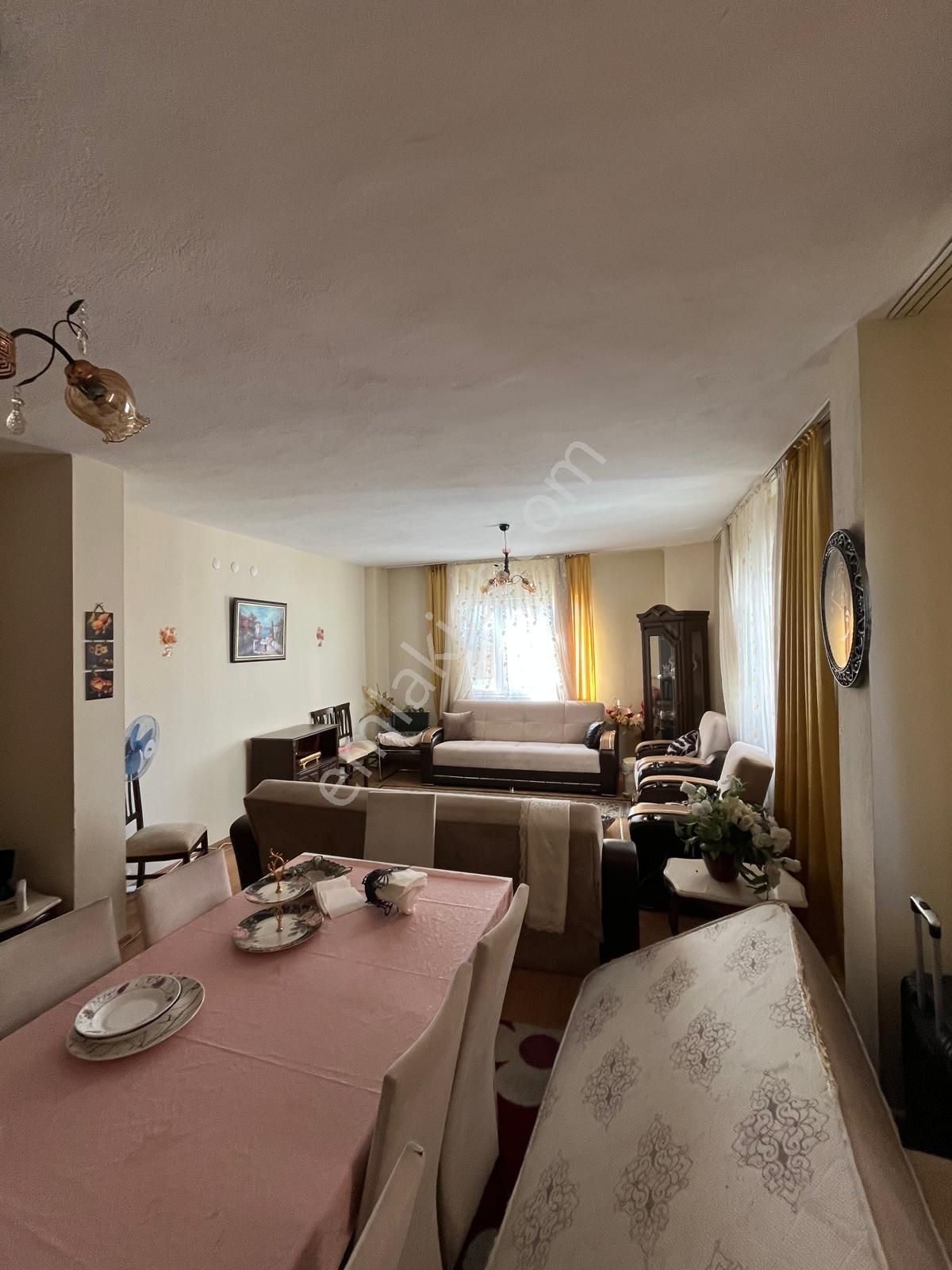 Talha Tozdumandan Bosnada Arakat Asansörlü 120m2 Ferah 2+1 Daire - Görsel 18