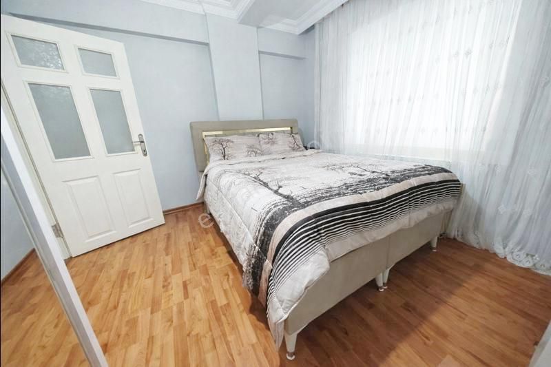 Yenibosna Çakmak Duragın Da Güney Cephe Lüxs Daire