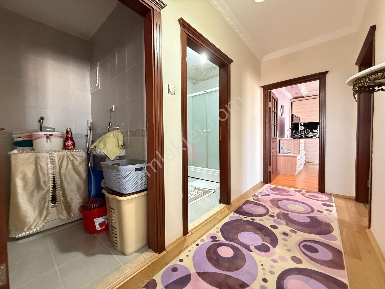 Karargahtepe Mahallesinde Manzaralı Geniş 5+1 Full Yapılı Dublex!!! - Görsel 15