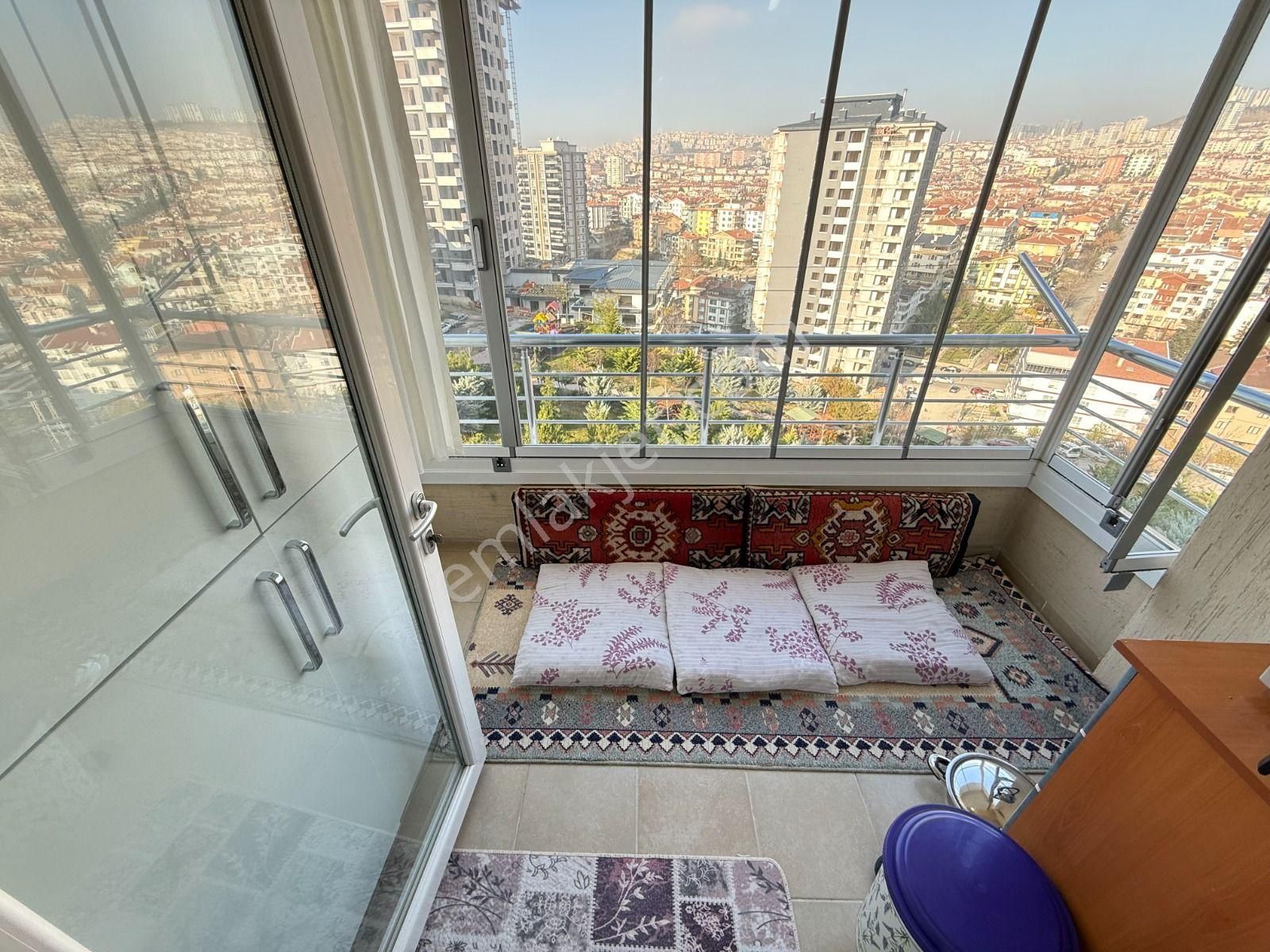 Karargahtepe Mahallesinde Manzaralı Geniş 5+1 Full Yapılı Dublex!!! - Görsel 28