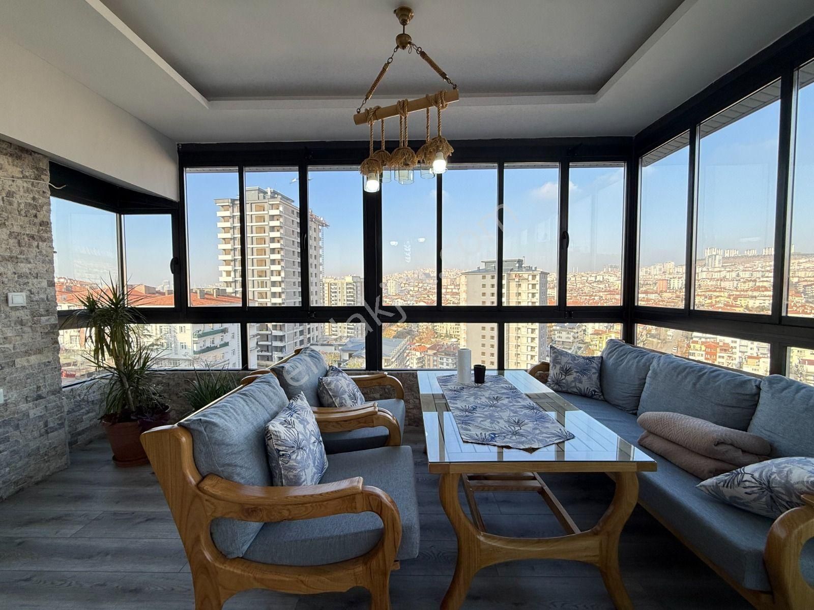 Karargahtepe Mahallesinde Manzaralı Geniş 5+1 Full Yapılı Dublex!!! - Görsel 7