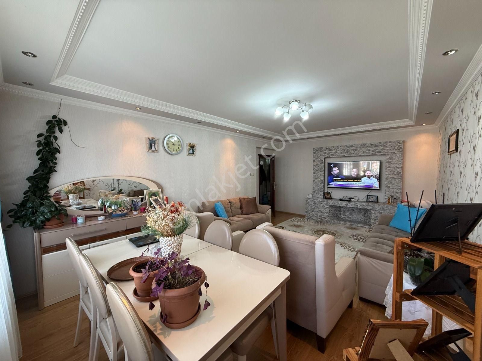 Karargahtepe Mahallesinde Manzaralı Geniş 5+1 Full Yapılı Dublex!!! - Görsel 33