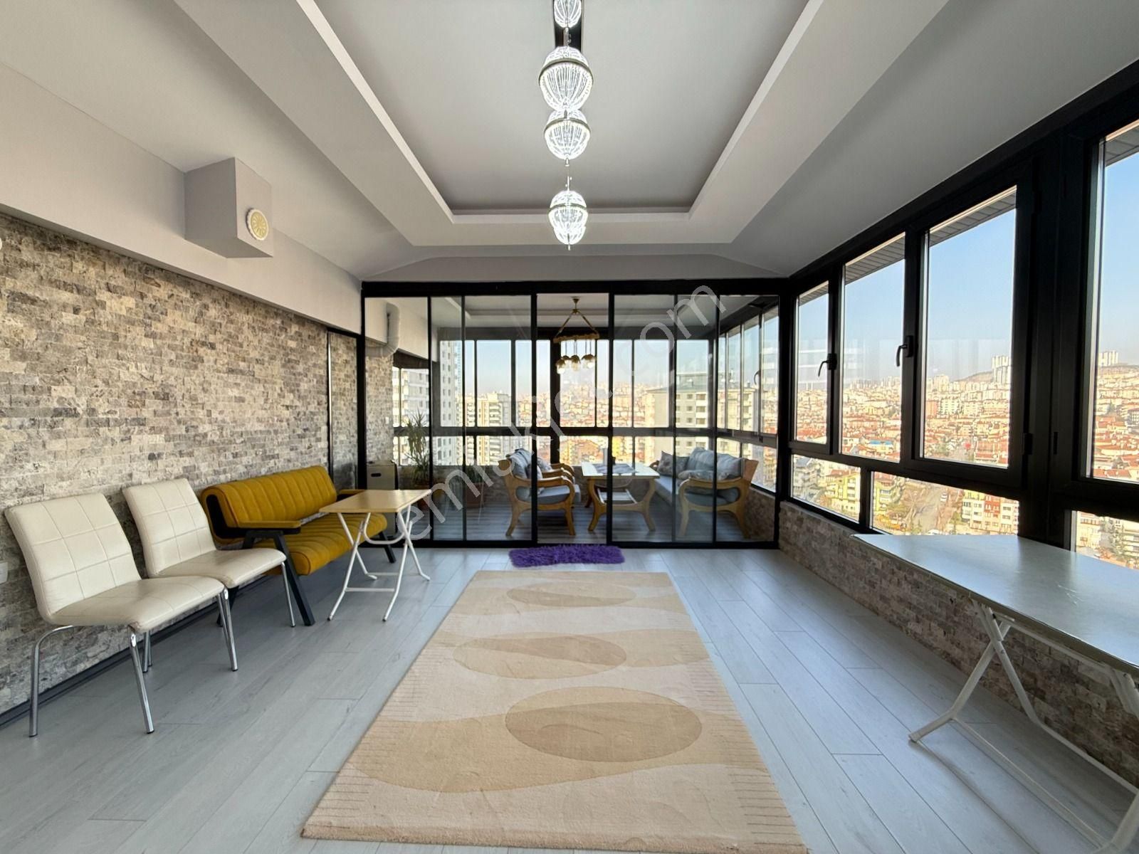 Karargahtepe Mahallesinde Manzaralı Geniş 5+1 Full Yapılı Dublex!!! - Görsel 3