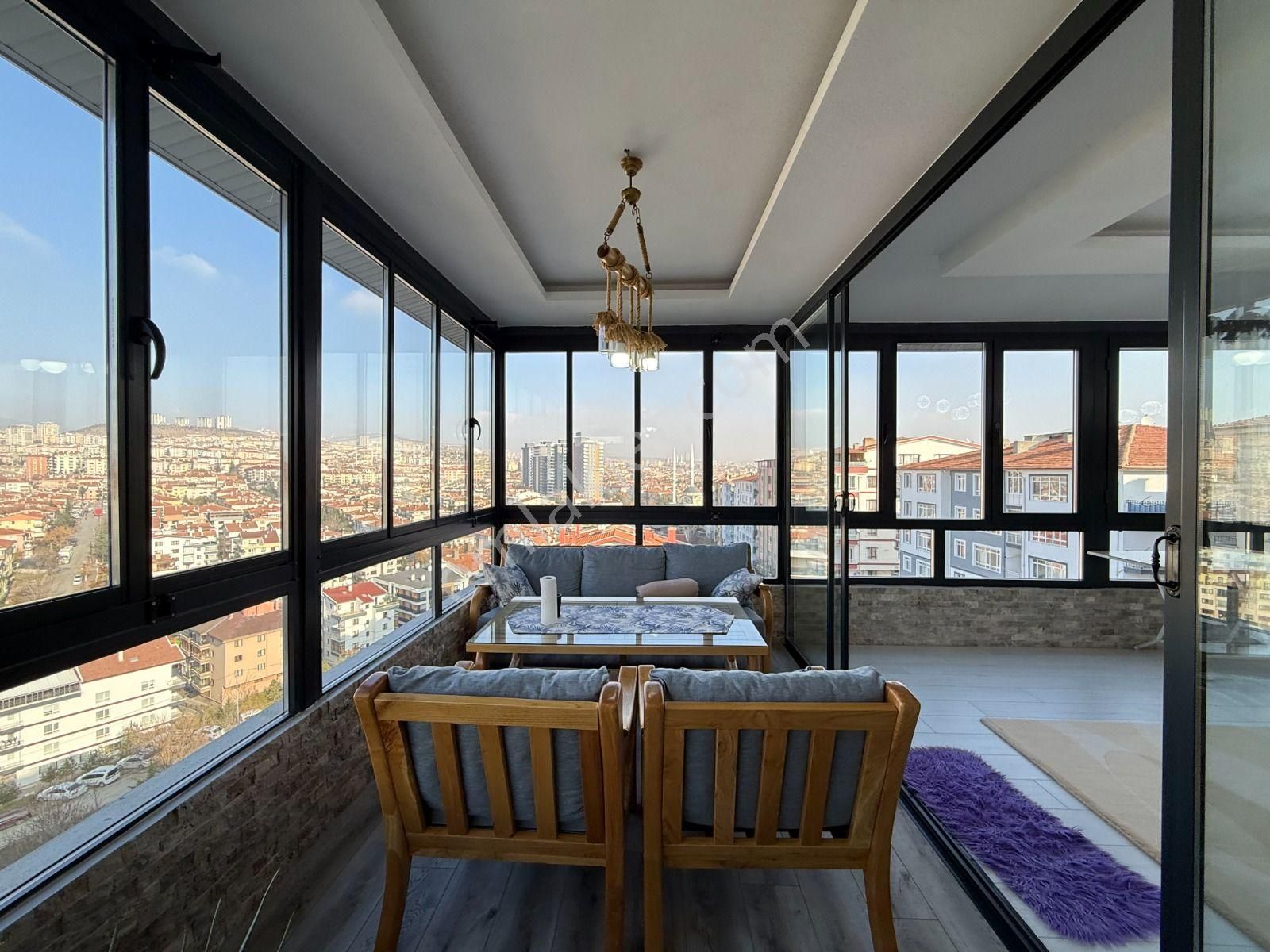 Karargahtepe Mahallesinde Manzaralı Geniş 5+1 Full Yapılı Dublex!!! - Görsel 6