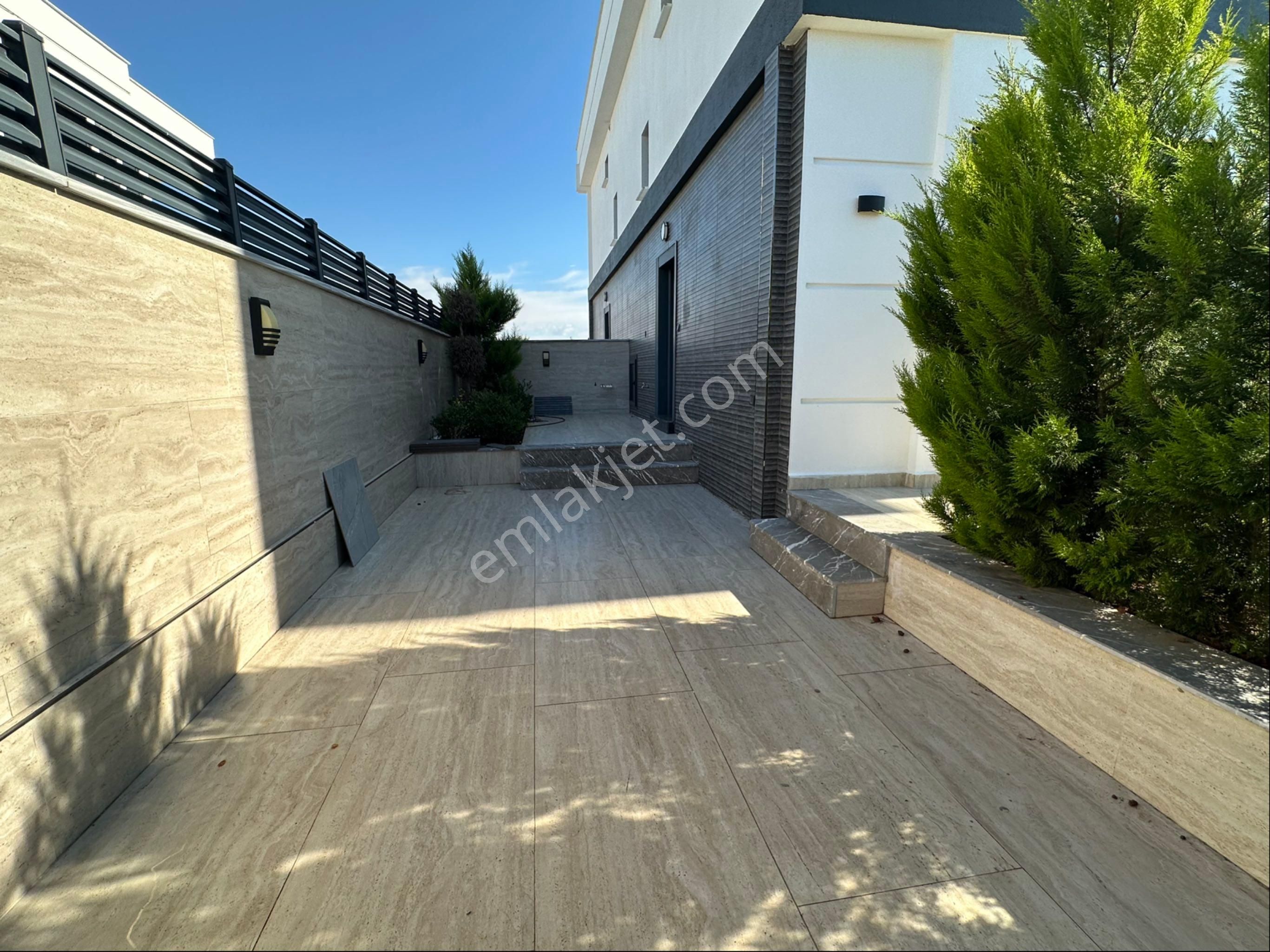 Didimde 4+1 Denize Yakın Müstakil Havuzlu Lüks Köşe Villa - Görsel 6