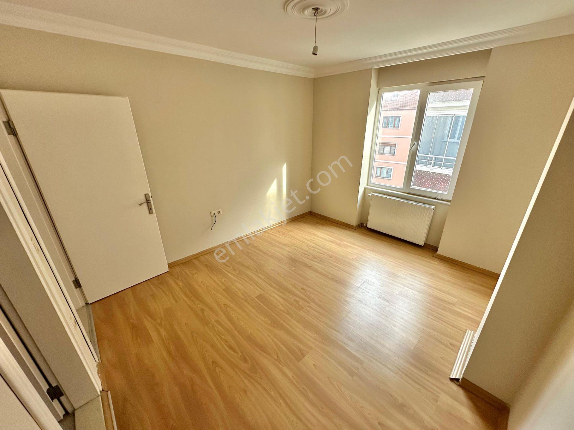Home And Car'dan Cennetayağında Ön Cephe Doğalgazlı 3+1 Geniş Daire! - Görsel 17