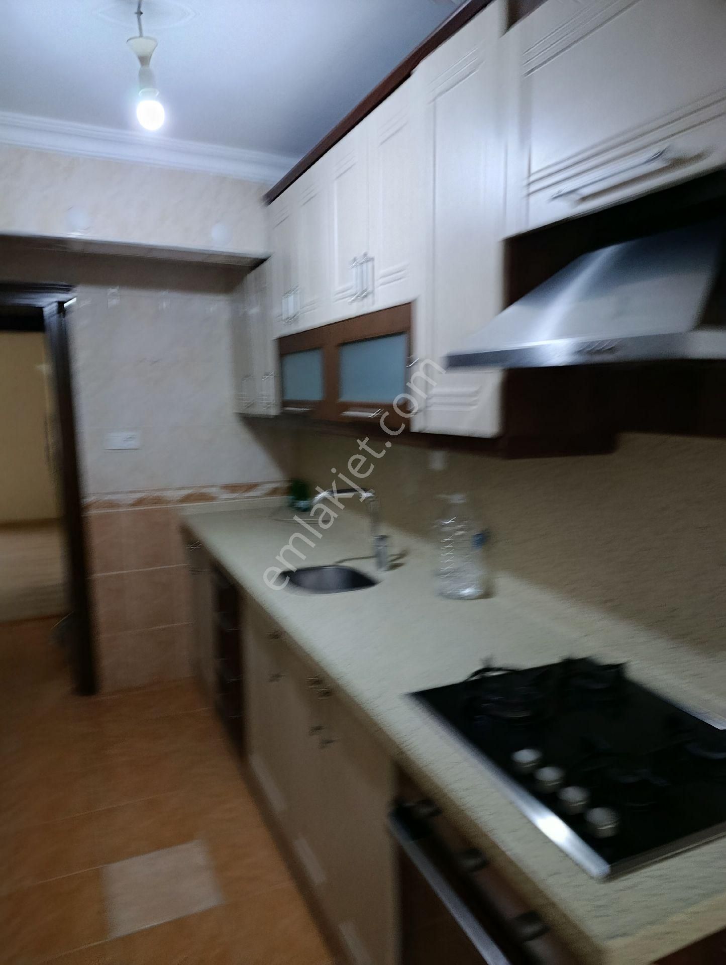 Araz Gayrimenkul Zübeyde Hanım Mah.satılık 1 Kat Daire ( Cadde Üzeri ) - Görsel 7