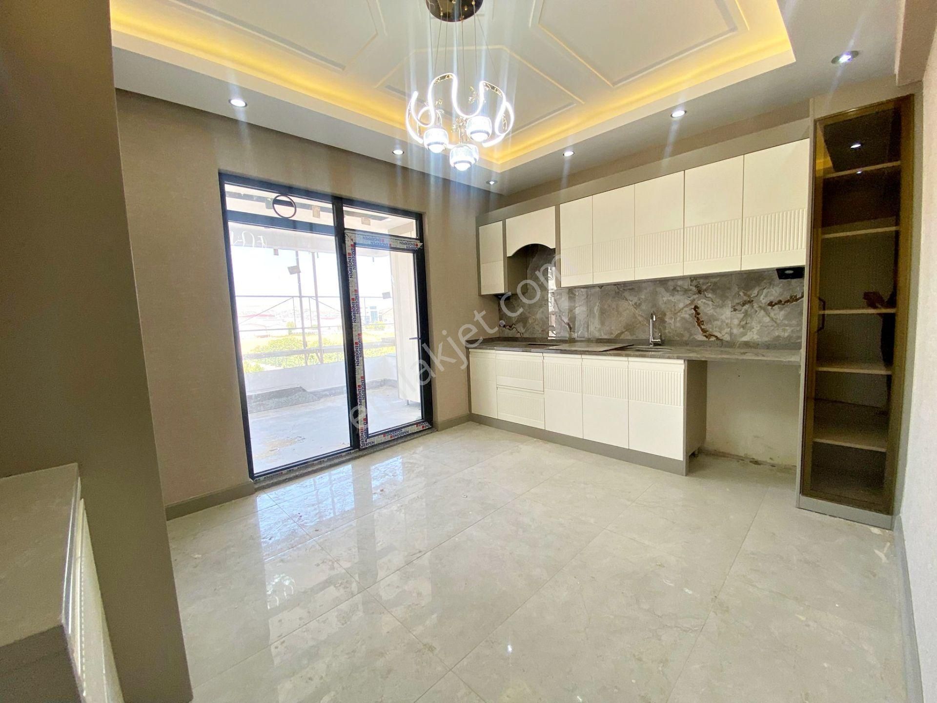 Göktürk'te Göz Alıcı Tasarımıyla Kat Ve Cephe Sçnk.ultralüx 2+1