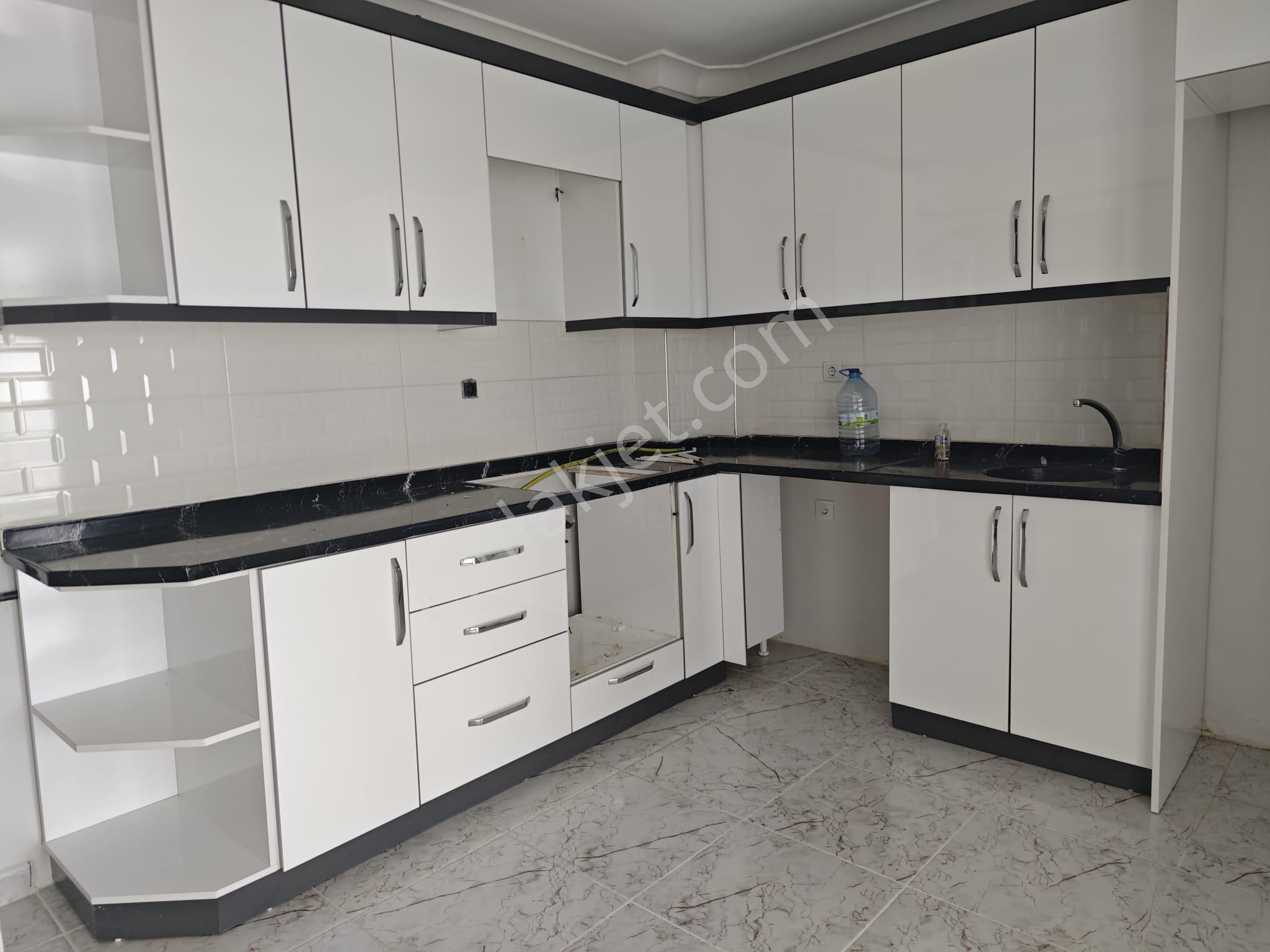 Lider'den Başpınar 'da **üç Cepheli** 4+1 Satılık Site Dairesi - Görsel 2