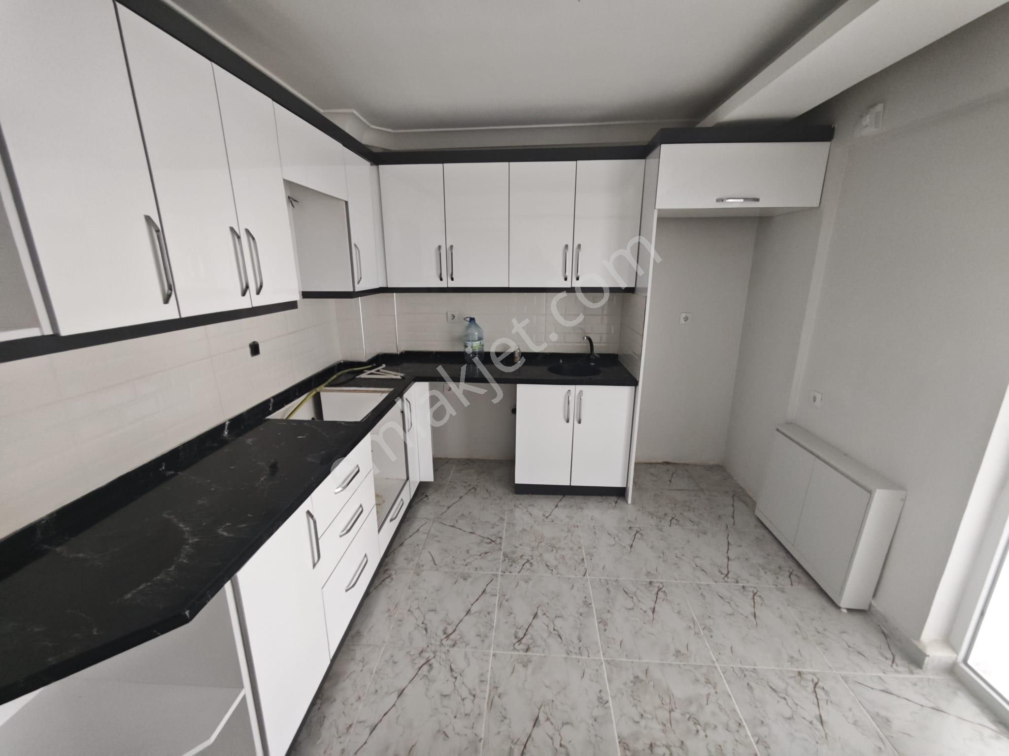 Lider'den Başpınar 'da **üç Cepheli** 4+1 Satılık Site Dairesi - Görsel 4