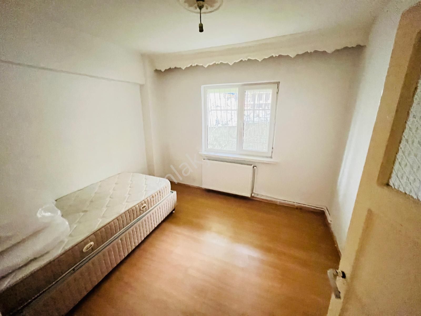 Koza Emlak'tan Mareşal Çakmak Mahalesinde 3+1 Ara Katta Kiralık Dairee - Görsel 18