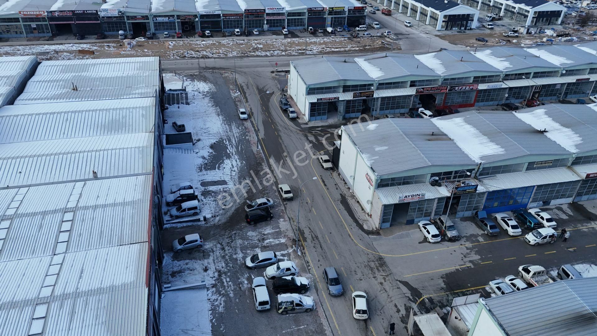 E.gökal Dükkan ! Atasanayi Sitesi Belediye Dükkanları 85 M2 ! - Görsel 14