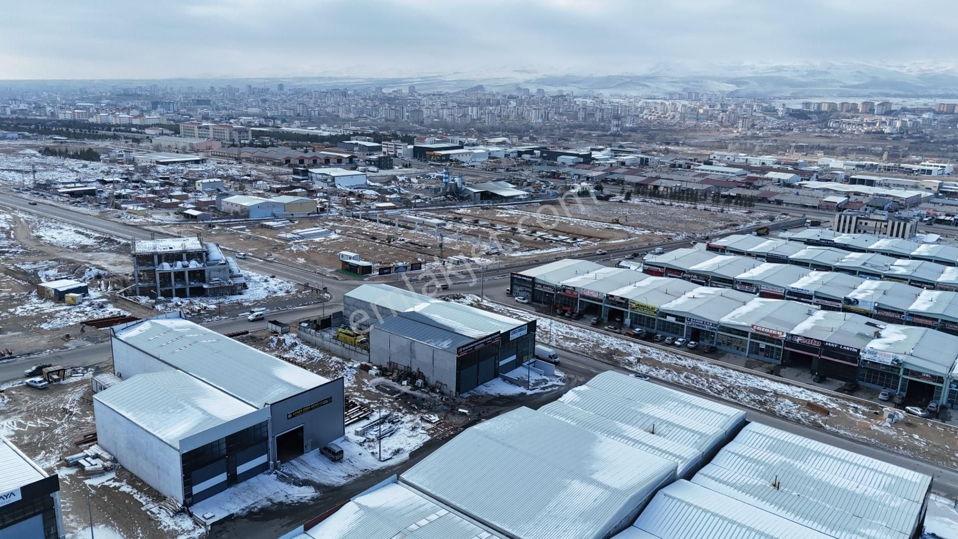 E.gökal Dükkan ! Atasanayi Sitesi Belediye Dükkanları 85 M2 ! - Görsel 15