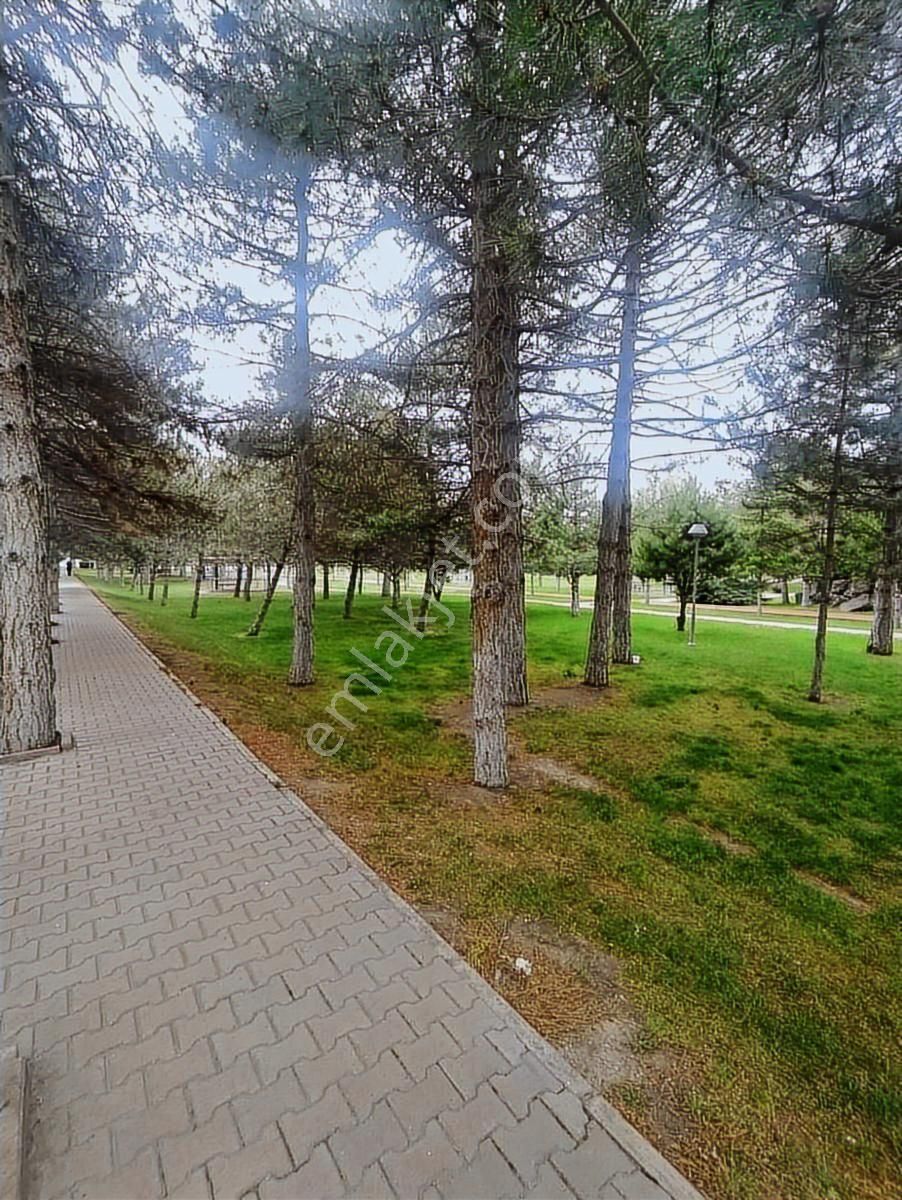 Yakut'ta Mükemmel Konumda Geniş Lüks 3+1 Satılık Daire - Görsel 2