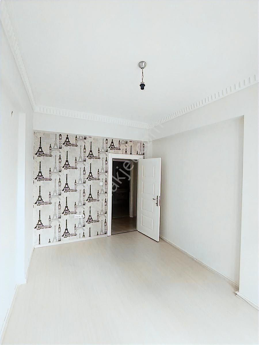 Yakut'ta Mükemmel Konumda Geniş Lüks 3+1 Satılık Daire - Görsel 6