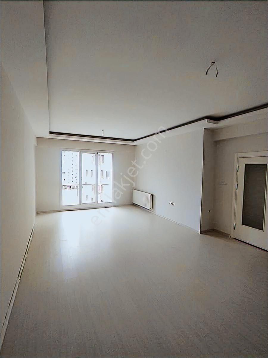 Yakut'ta Mükemmel Konumda Geniş Lüks 3+1 Satılık Daire - Görsel 31