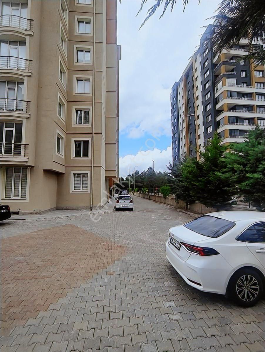 Yakut'ta Mükemmel Konumda Geniş Lüks 3+1 Satılık Daire - Görsel 20