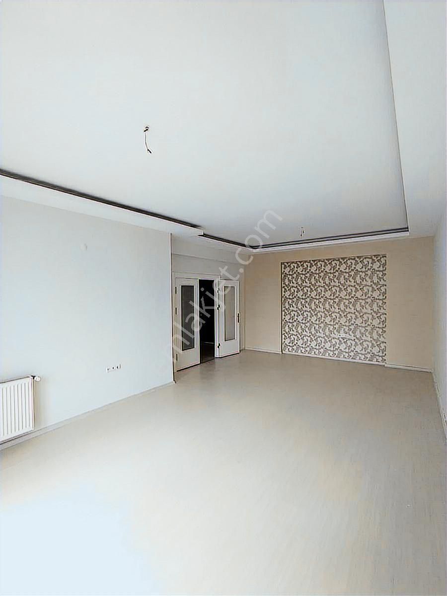 Yakut'ta Mükemmel Konumda Geniş Lüks 3+1 Satılık Daire - Görsel 11