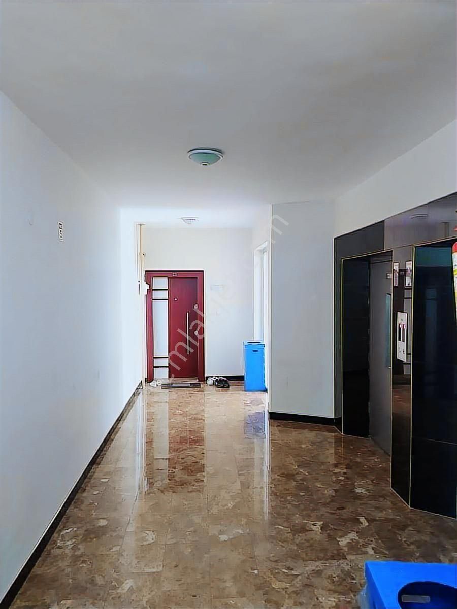 Yakut'ta Mükemmel Konumda Geniş Lüks 3+1 Satılık Daire - Görsel 14