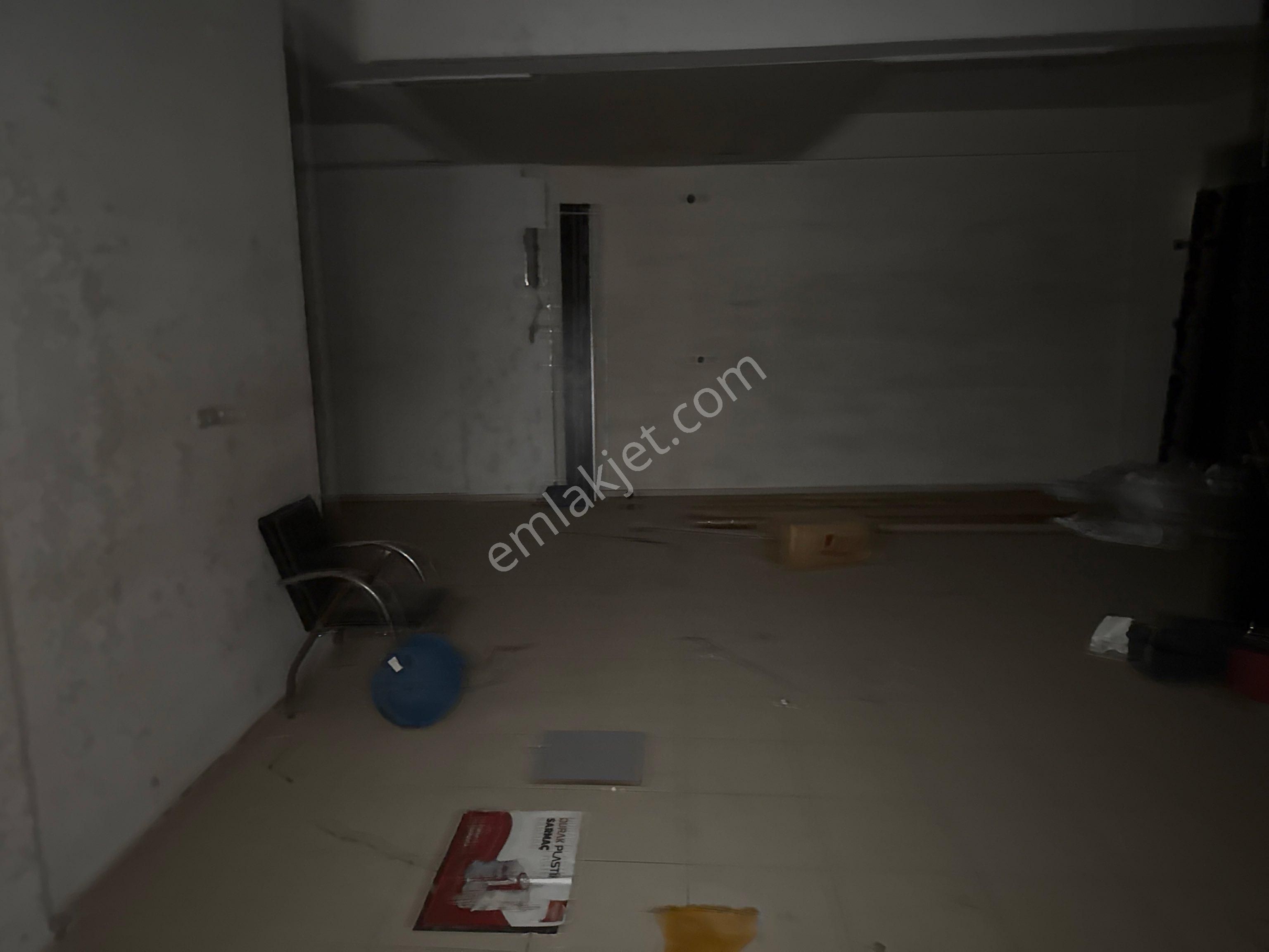 Ödemiş Patates Pazarı’nda, 3 Cepheli, 360 M², Depolu, Kurumsala Uygun Kiralık Dükkan - Görsel 18