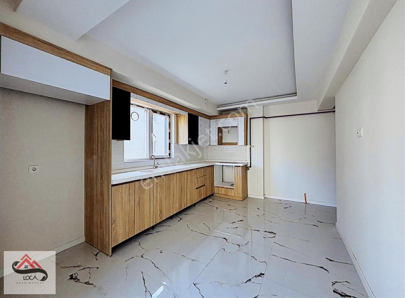 Loca'dan Menderesin Göbeğinde Emsalsiz Genişlikte 3+1 Lüx Daire