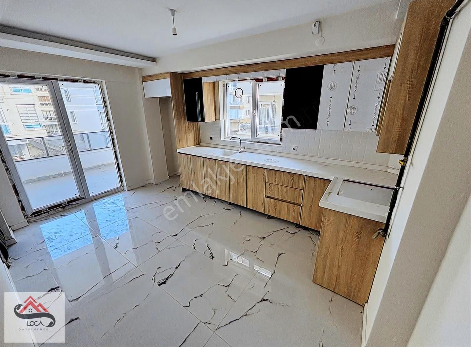 Loca'dan Menderesin Göbeğinde Emsalsiz Genişlikte 3+1 Lüx Daire - Görsel 18