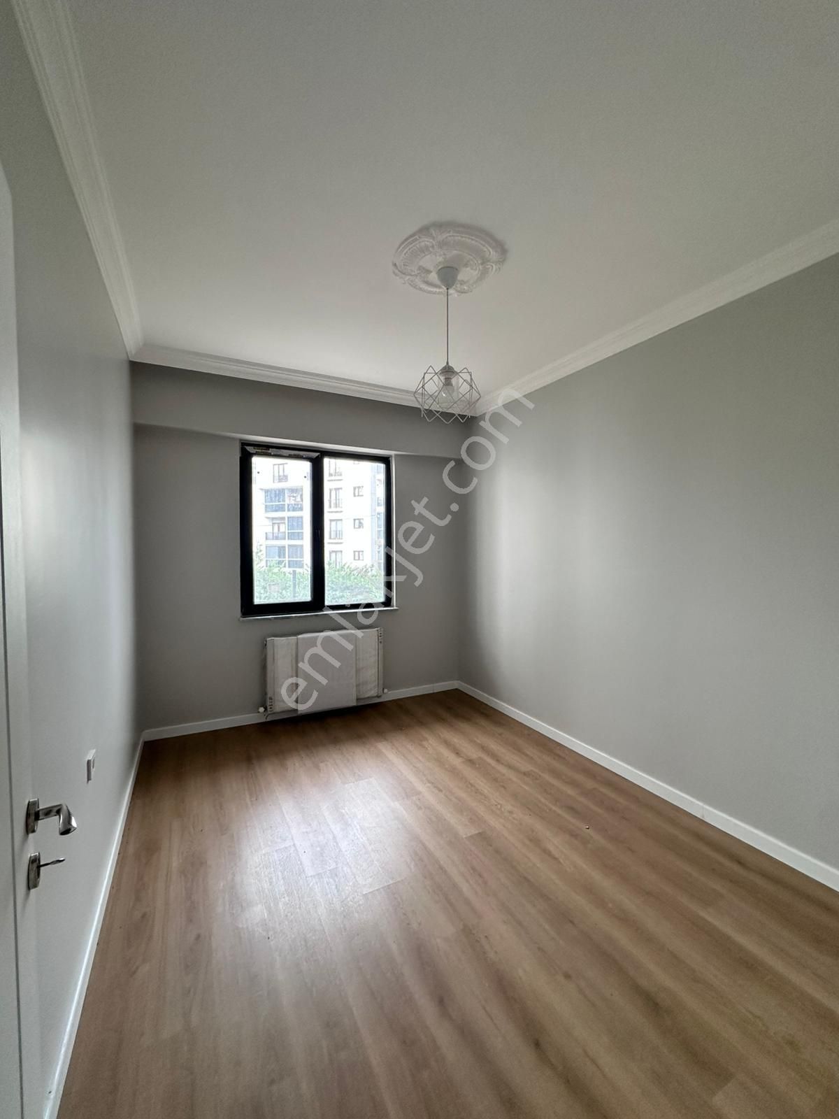 Akçalarda Merkezi Konumda Bahçe Katı 2+1 Daire - Görsel 10