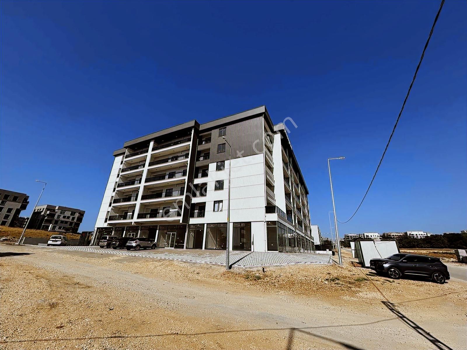 Nilüfer Kayapa'da Sıfır Kapalı Otoparklı Havuzlu Büyük 2+1 Daire - Görsel 4