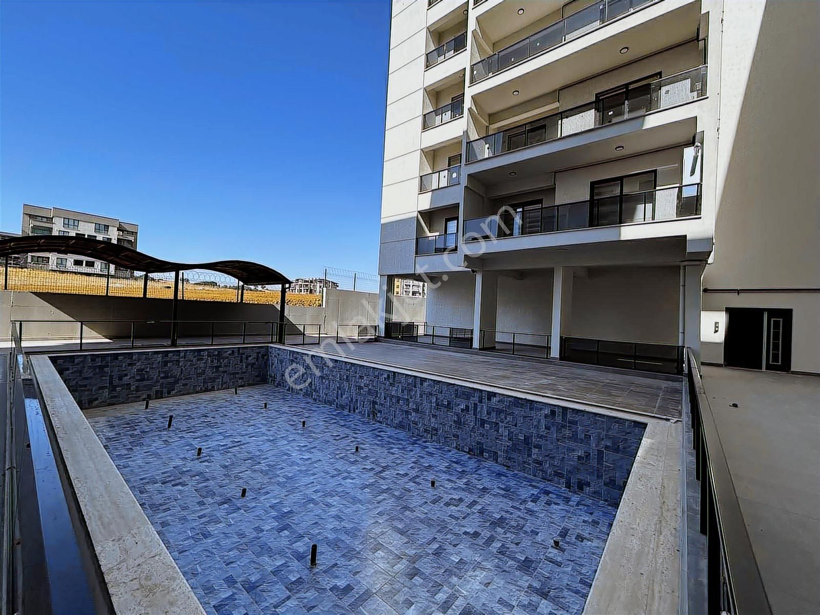 Nilüfer Kayapa'da Sıfır Kapalı Otoparklı Havuzlu Büyük 2+1 Daire - Görsel 6