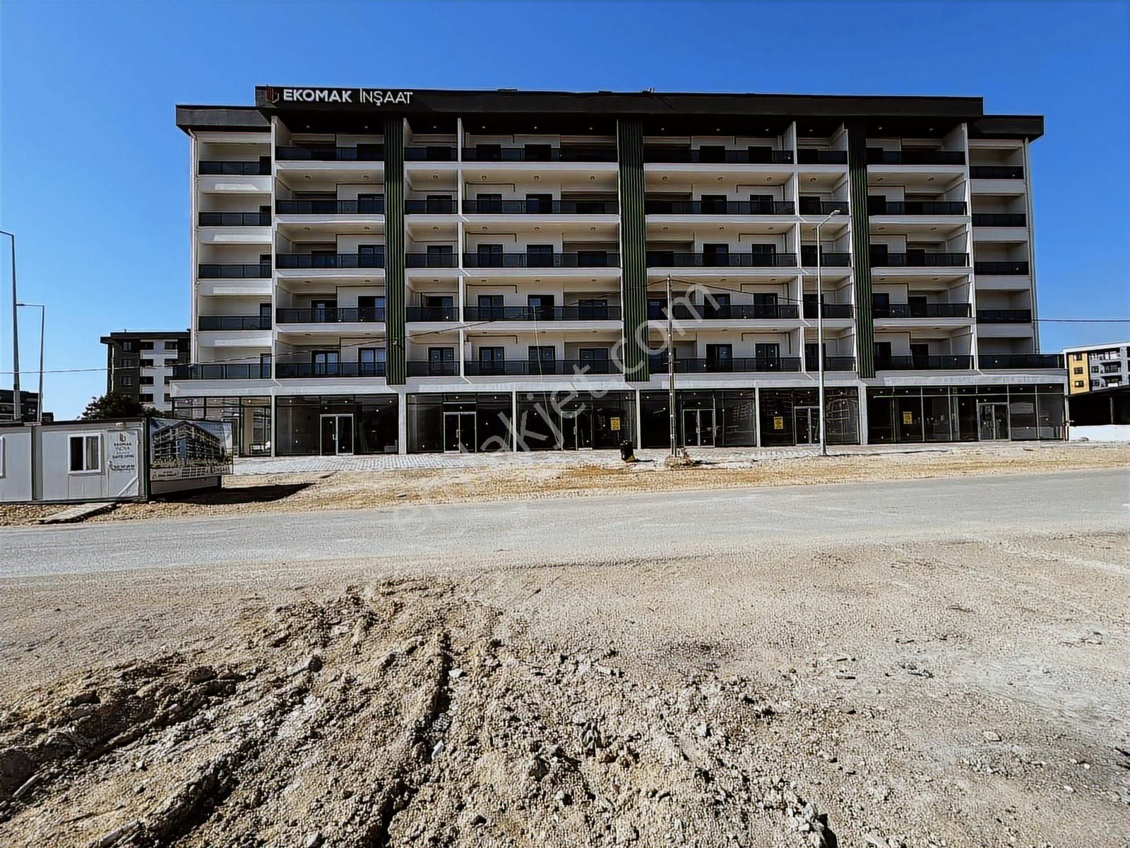 Nilüfer Kayapa'da Sıfır Kapalı Otoparklı Havuzlu Büyük 2+1 Daire - Görsel 2