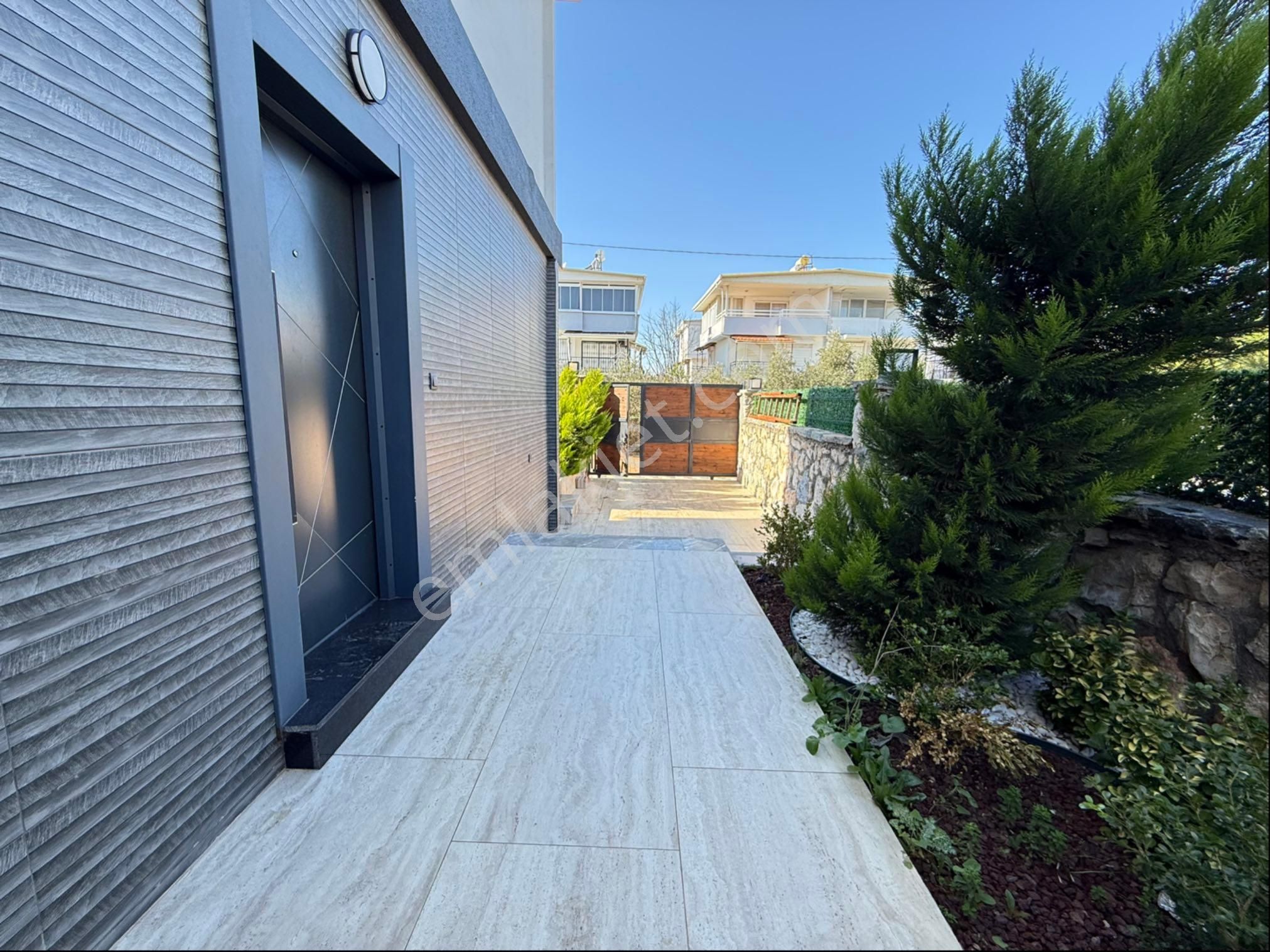 Altınkumda Satılık 3+1 Havuzlu Müstakil Villa - Görsel 7