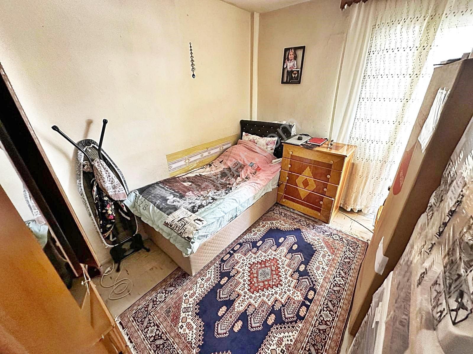 Değeri Her Yıl Artan Ayvalıda Ara Katta Kök Tapu 3+1fırsat Daire - Görsel 5