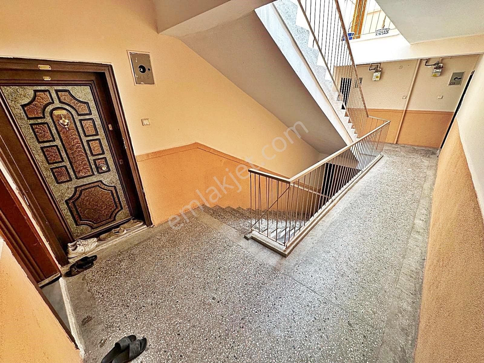 Değeri Her Yıl Artan Ayvalıda Ara Katta Kök Tapu 3+1fırsat Daire - Görsel 33