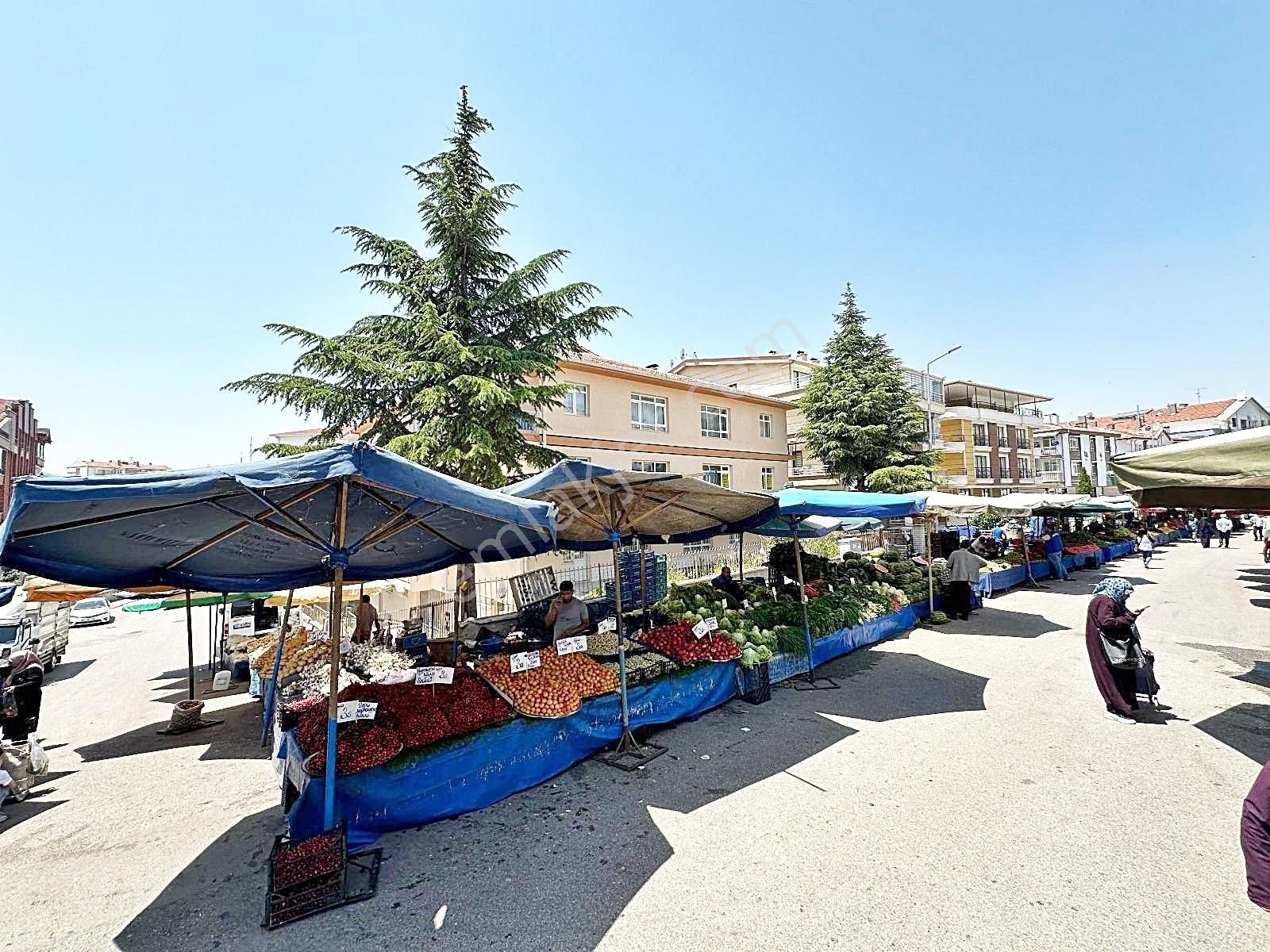 Değeri Her Yıl Artan Ayvalıda Ara Katta Kök Tapu 3+1fırsat Daire - Görsel 11