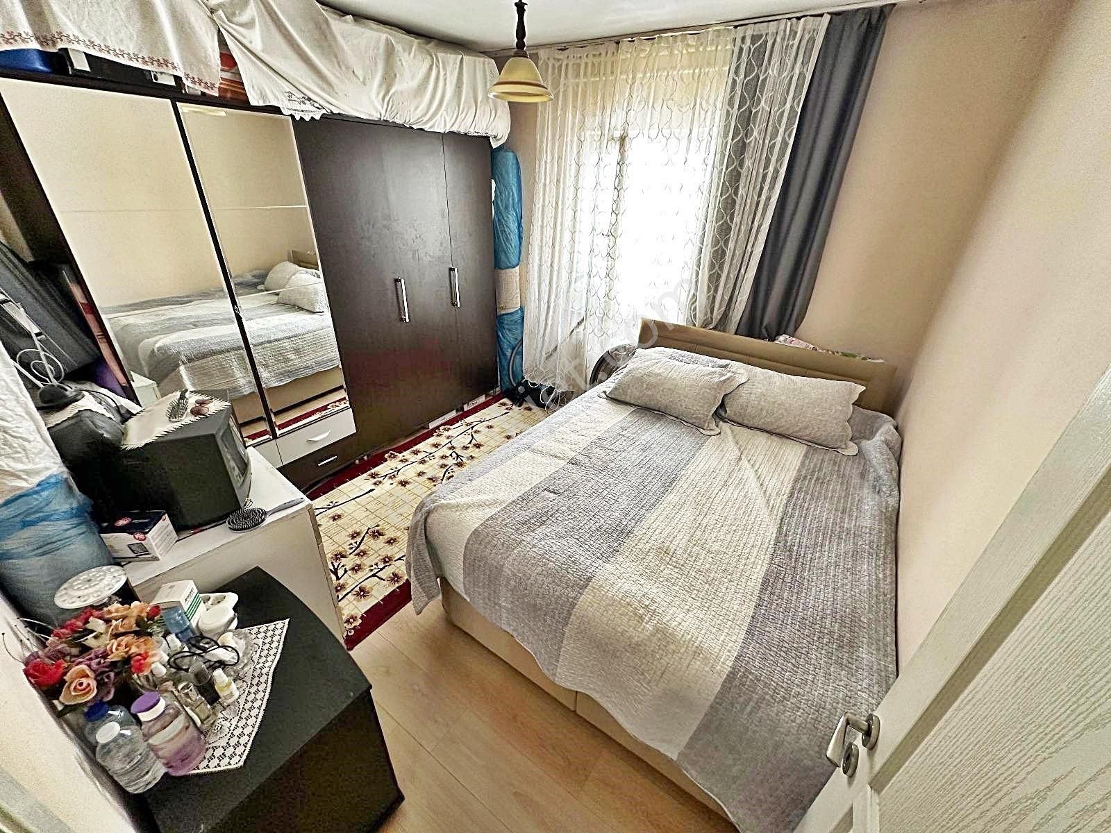 Değeri Her Yıl Artan Ayvalıda Ara Katta Kök Tapu 3+1fırsat Daire - Görsel 17