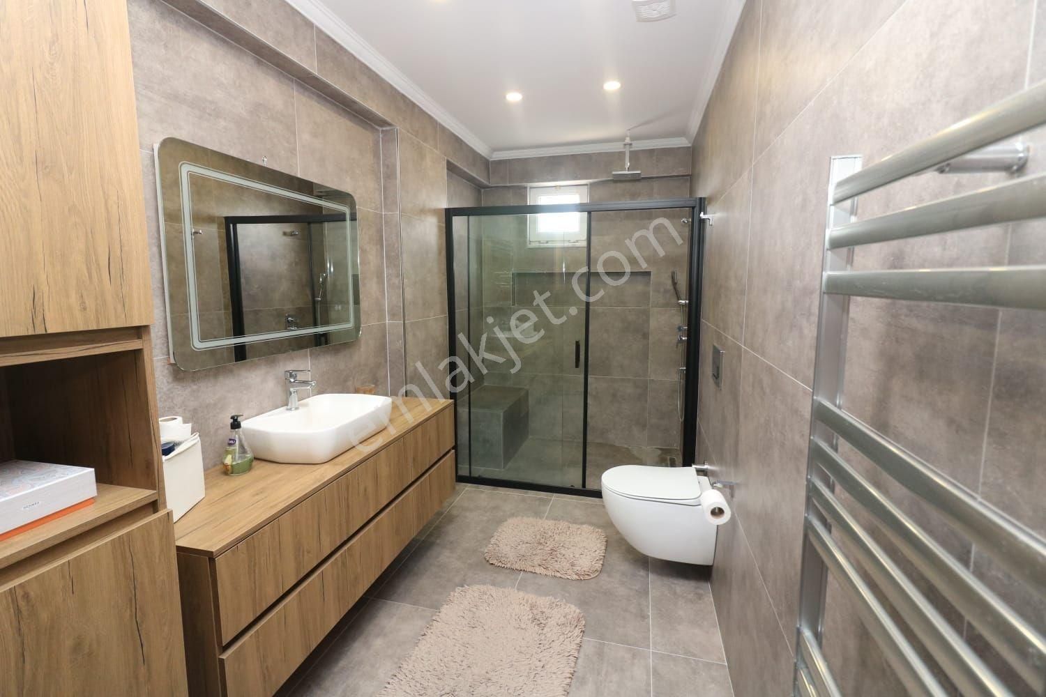 Aile Ve Konfor Odaklı 4+2 Özel Tasarım Dubleks Daire - Görsel 28