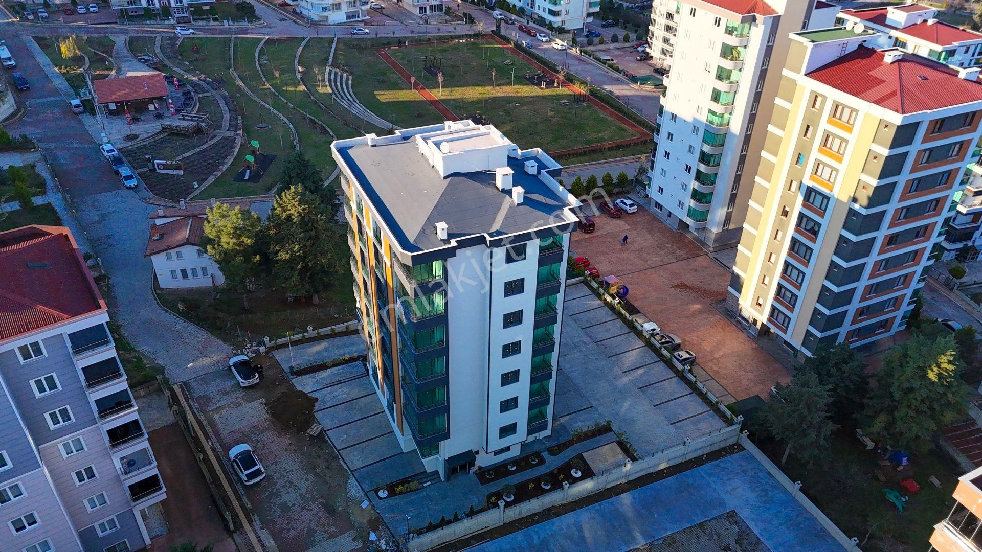 Giyinme Odalı Salon Ayrı Geniş 2+1 Satılık Daire - Görsel 2