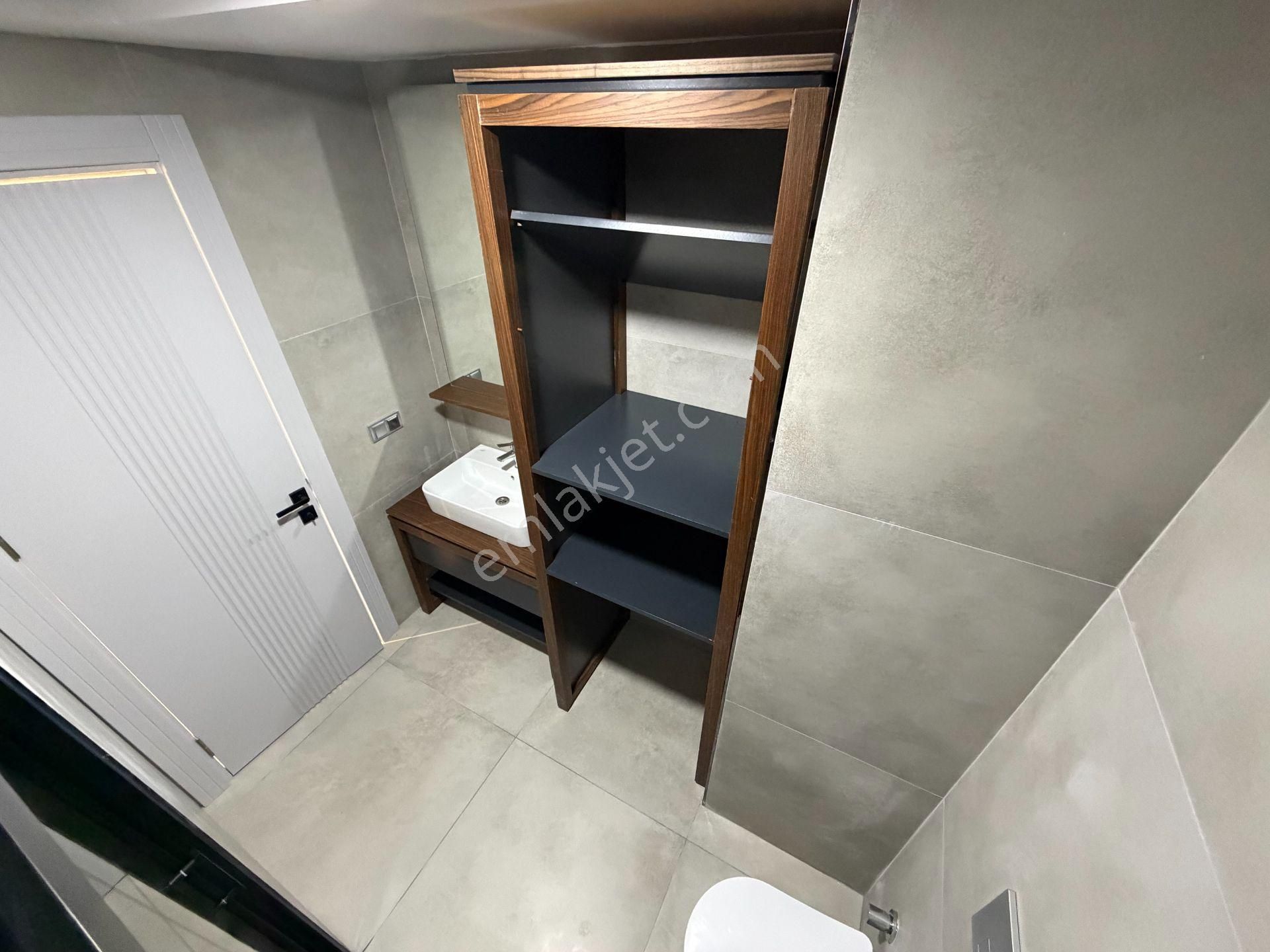 Giyinme Odalı Salon Ayrı Geniş 2+1 Satılık Daire - Görsel 25