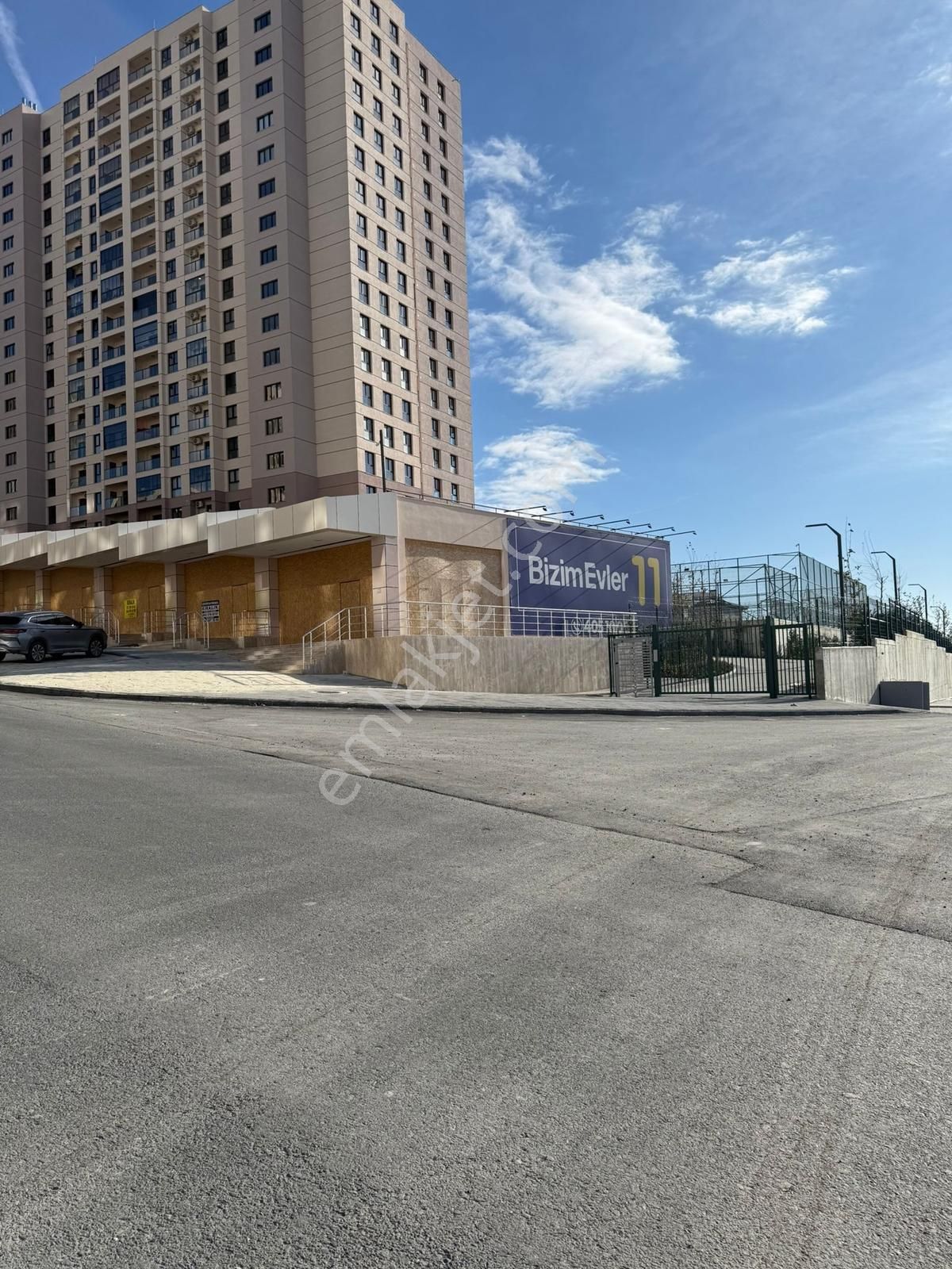 Bizimevler 11 Çarşıda Köşe Dükkan 80 M2 Teraslı Kiralık Dükkan - Görsel 21