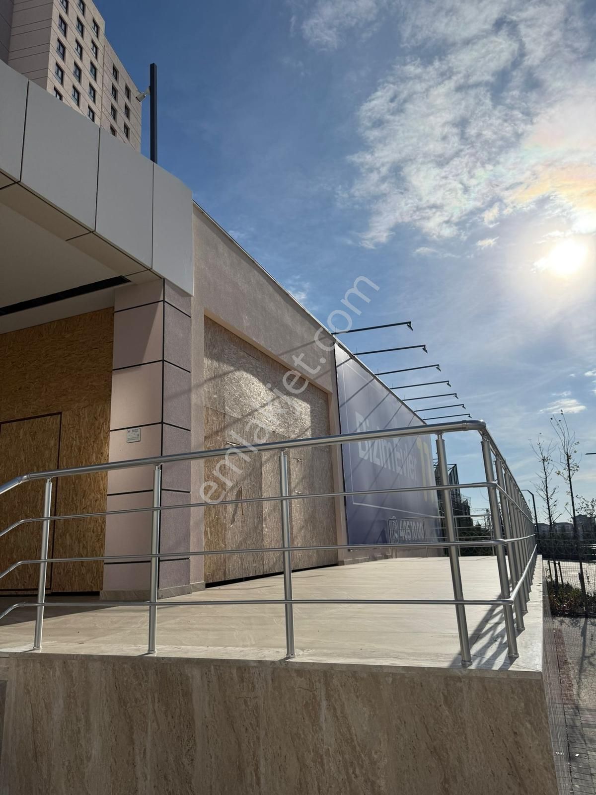 Bizimevler 11 Çarşıda Köşe Dükkan 80 M2 Teraslı Kiralık Dükkan - Görsel 16