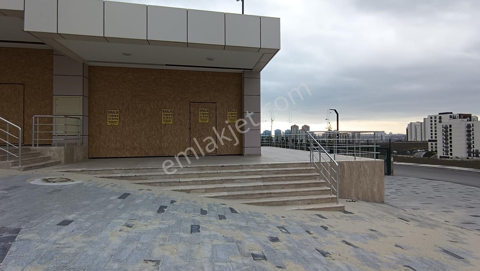 Bizimevler 11 Çarşıda Köşe Dükkan 80 M2 Teraslı Kiralık Dükkan - Görsel 15