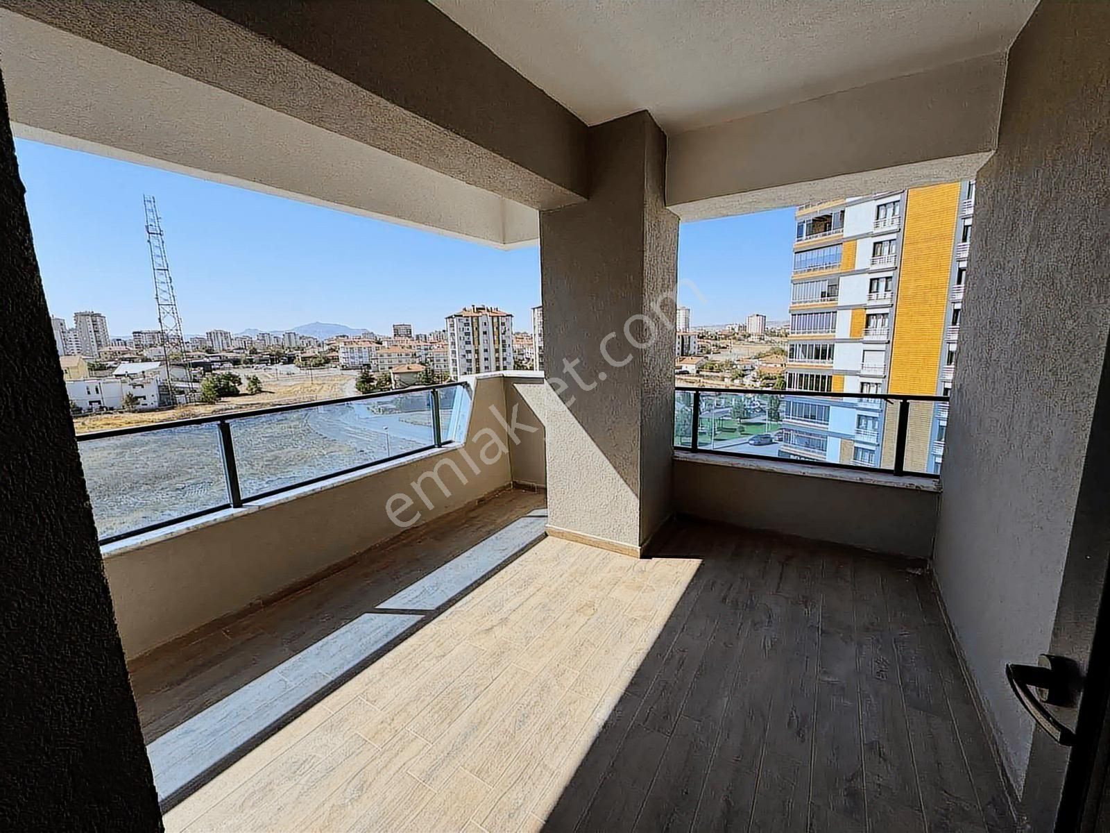 Şehrin Kalbinde Otel Konforunda Lüks 5+1 - Görsel 16