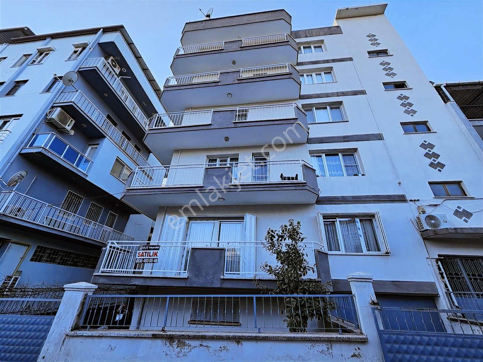 Söke Atatürk Mahallesinde 3+1 Satılık Bakımlı Daire - Görsel 2