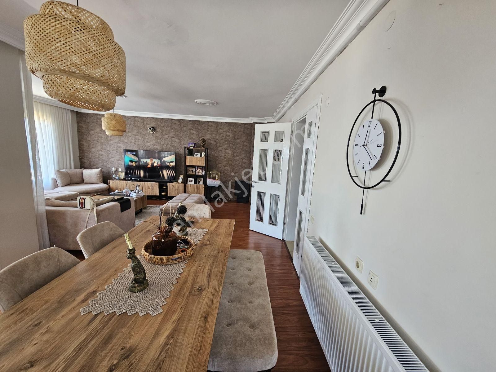 Kuşadasında Panonaramik Deniz Manzaralı Satılık 3+1 Daire - Görsel 20