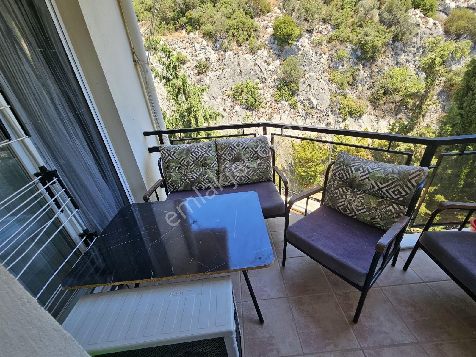 Kuşadasında Panonaramik Deniz Manzaralı Satılık 3+1 Daire - Görsel 29