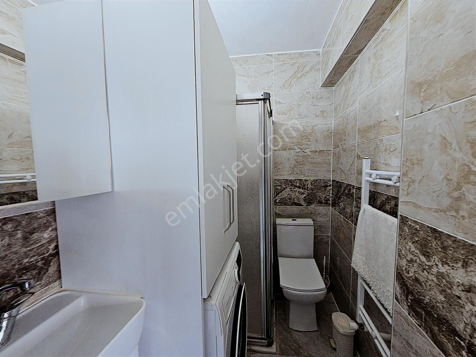 Cumhuriyet Mahallesinde Satılık 2+1 Doğalgazlı Daire - Görsel 9