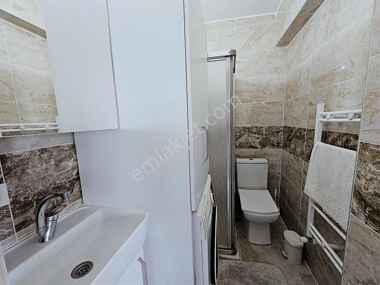 Cumhuriyet Mahallesinde Satılık 2+1 Doğalgazlı Daire - Görsel 7