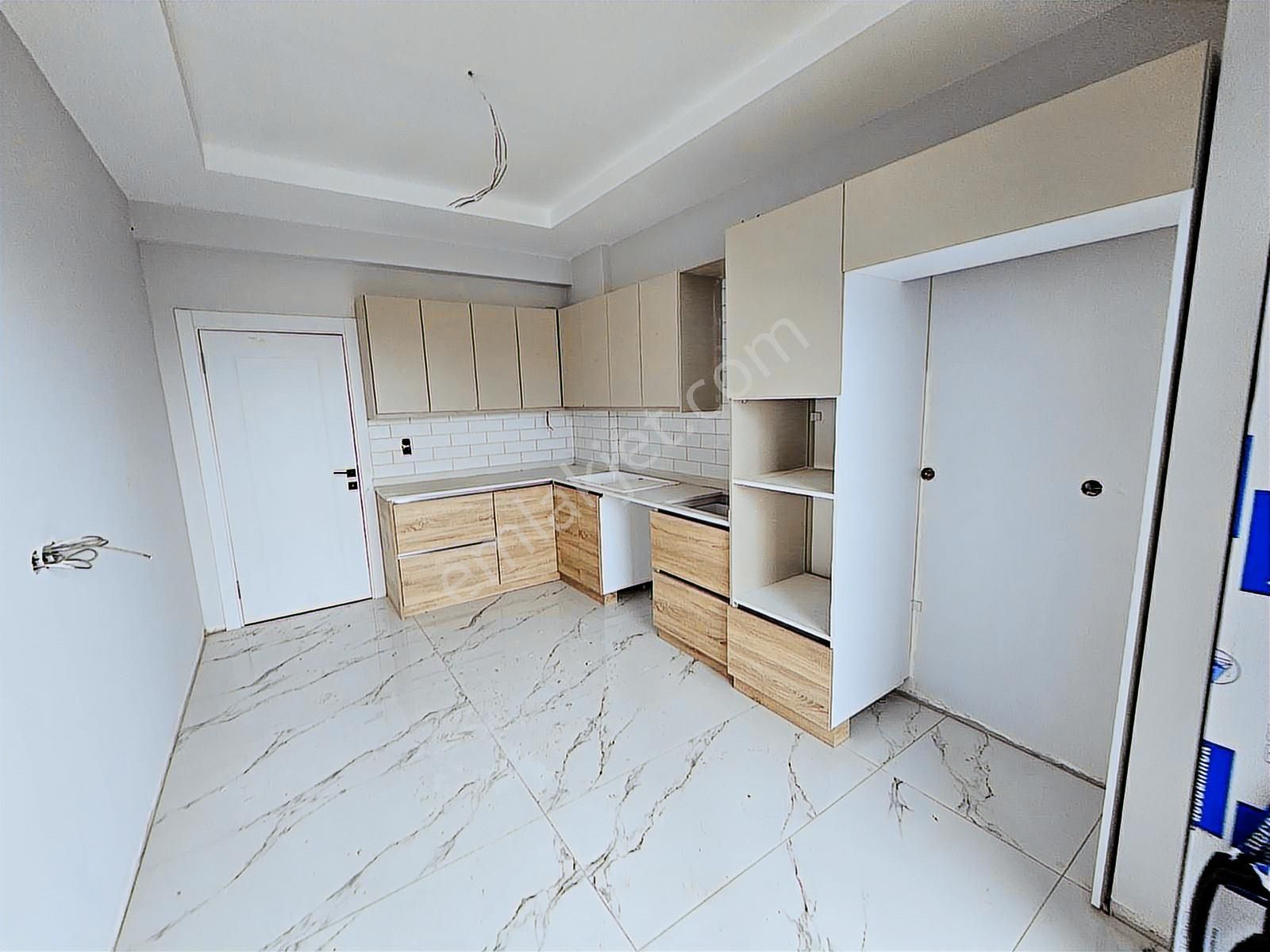 Söke Yenicami Mahallesinde 3+1 Sıfır Daire