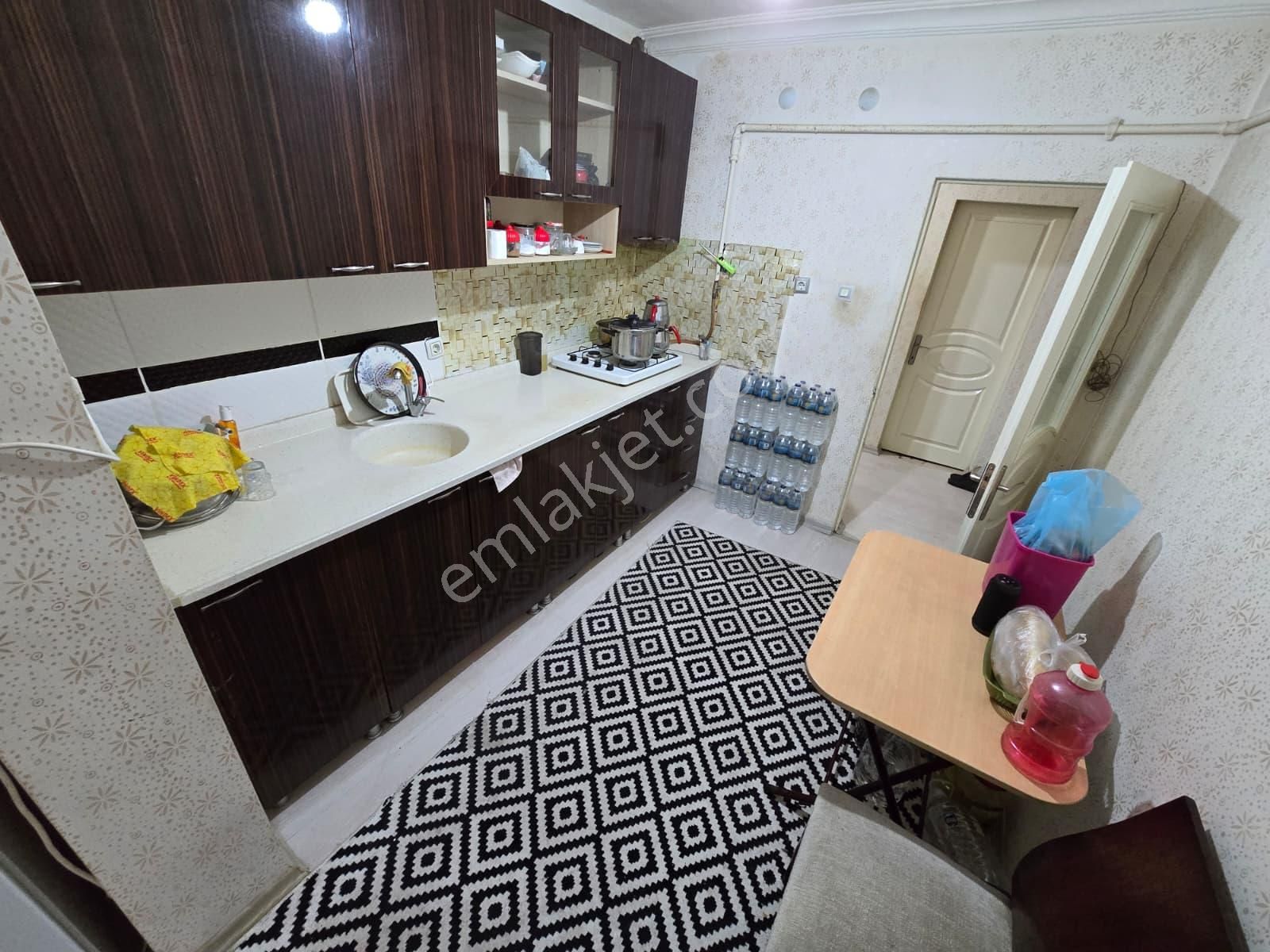 Koza Emlak'tan Mareşal Çakmak Mahalesinde Yapılı Mükemmel Konumda Satılık Daireeee - Görsel 5