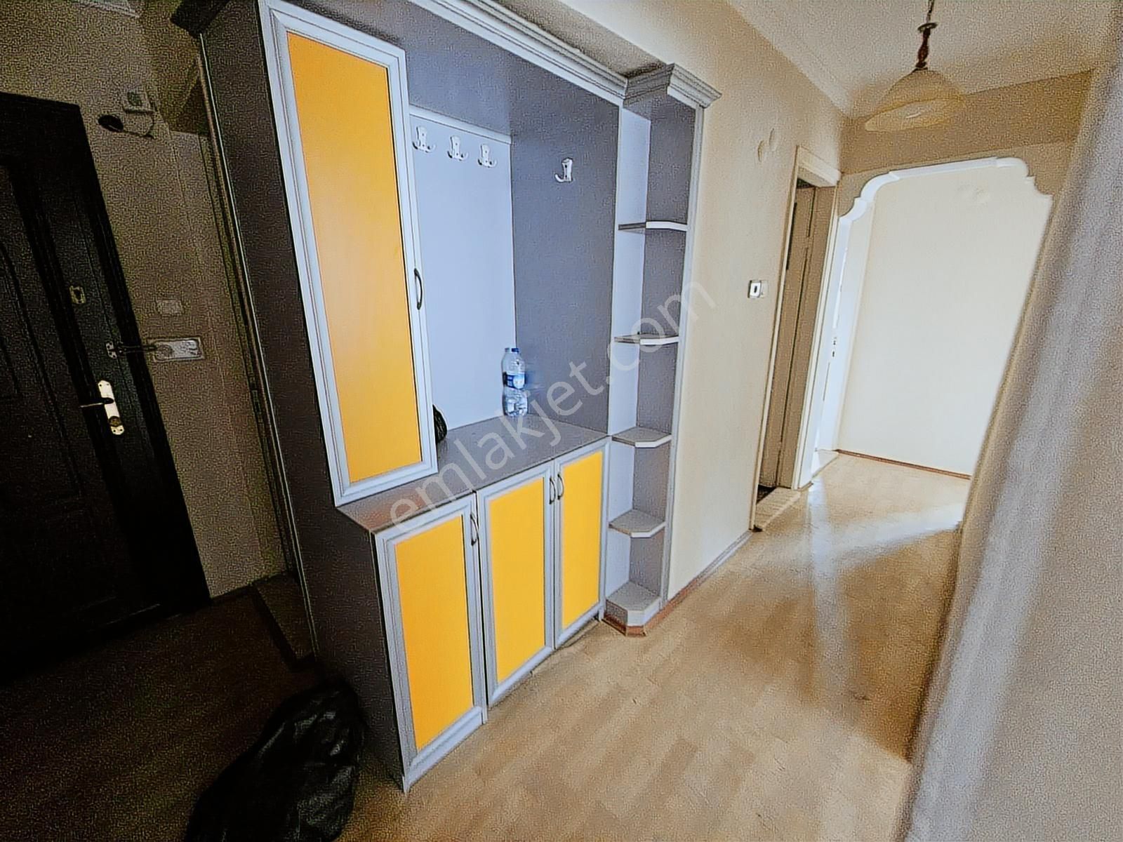 Söke Çeltikçi Mahallesinde Satılık 2+1 Kullanışlı Geniş Daire - Görsel 3